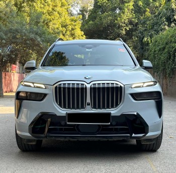 2024 BMW X7 40 I M-SPORTS SUNROOF
