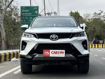 2023 TOYOTA FORTUNER LEGENDER 2.8 4X4 AUTO
